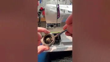 Tech Talks - Cleaning out the bobbin hook area on your Bernina sewing machine